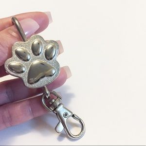 Paw Print 🐾  Finders Key Purse NWT